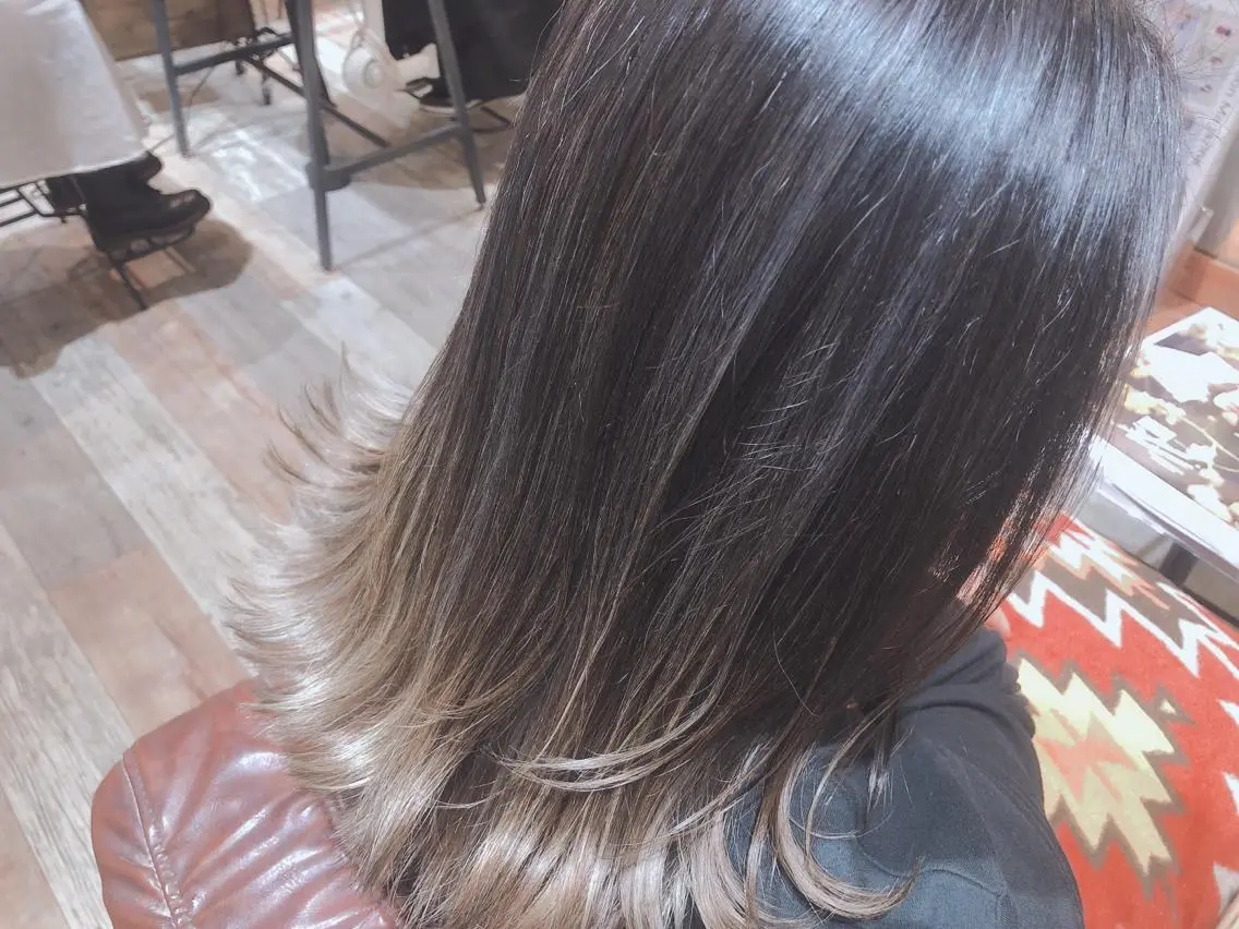 ミディアム カット エクステ しもかわ かほのヘアスタイル
