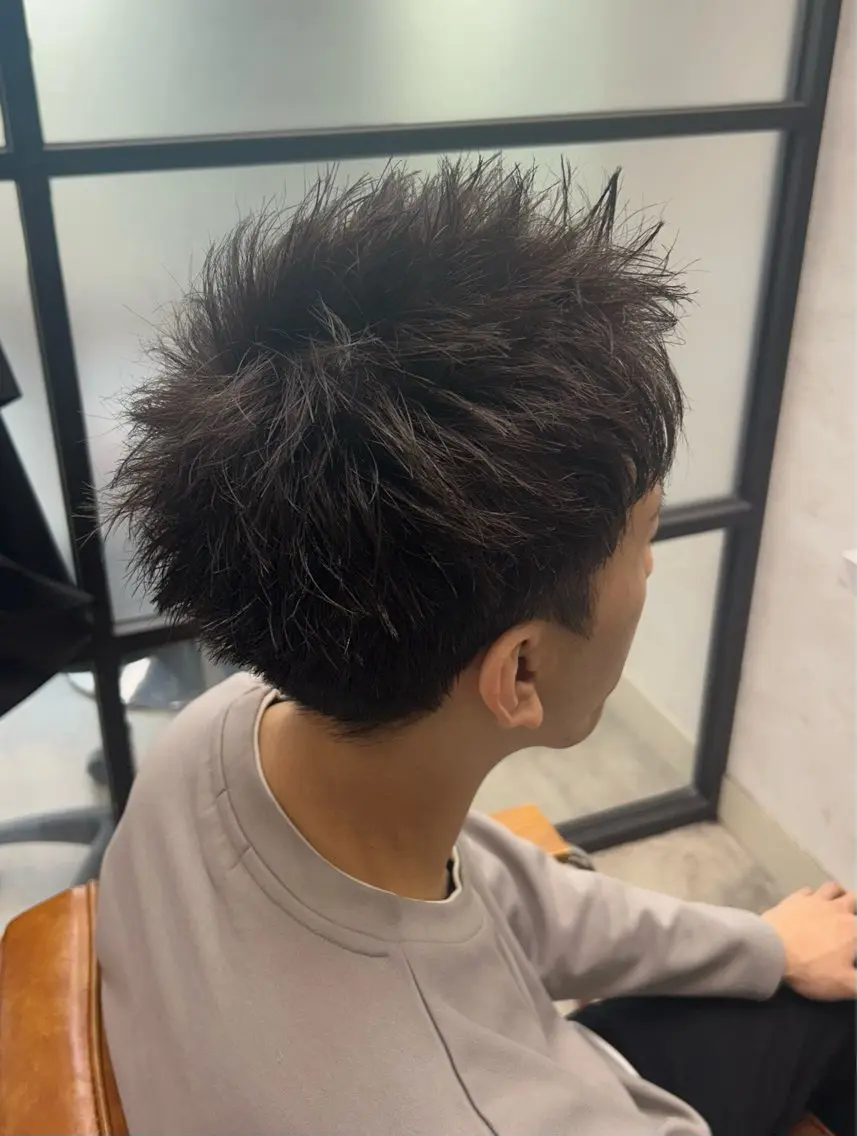 ショート メンズ スパイキーショート ショートヘア 艶カラー吉祥寺🌸 KAZUEのヘアスタイル