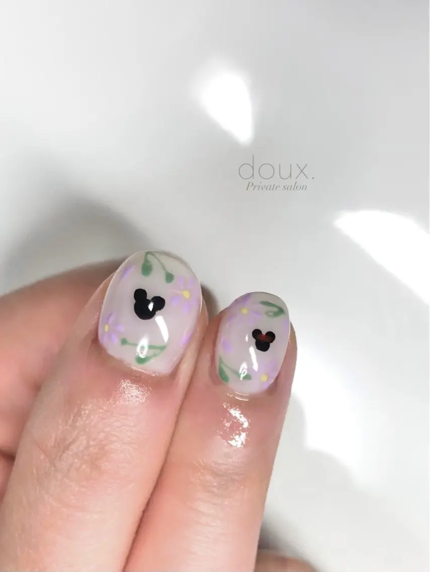 ネイル フラワーネイル 韓国ネイル ニュアンスネイル オフィスネイル 夏ネイル doux. nailのネイルデザイン