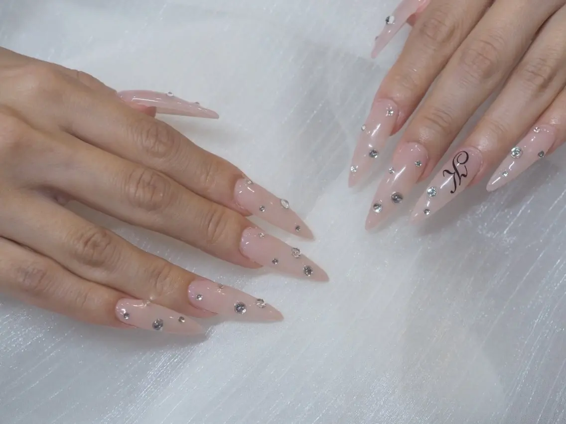 ネイル ハンドネイル LoLo nail RIOのネイルデザイン