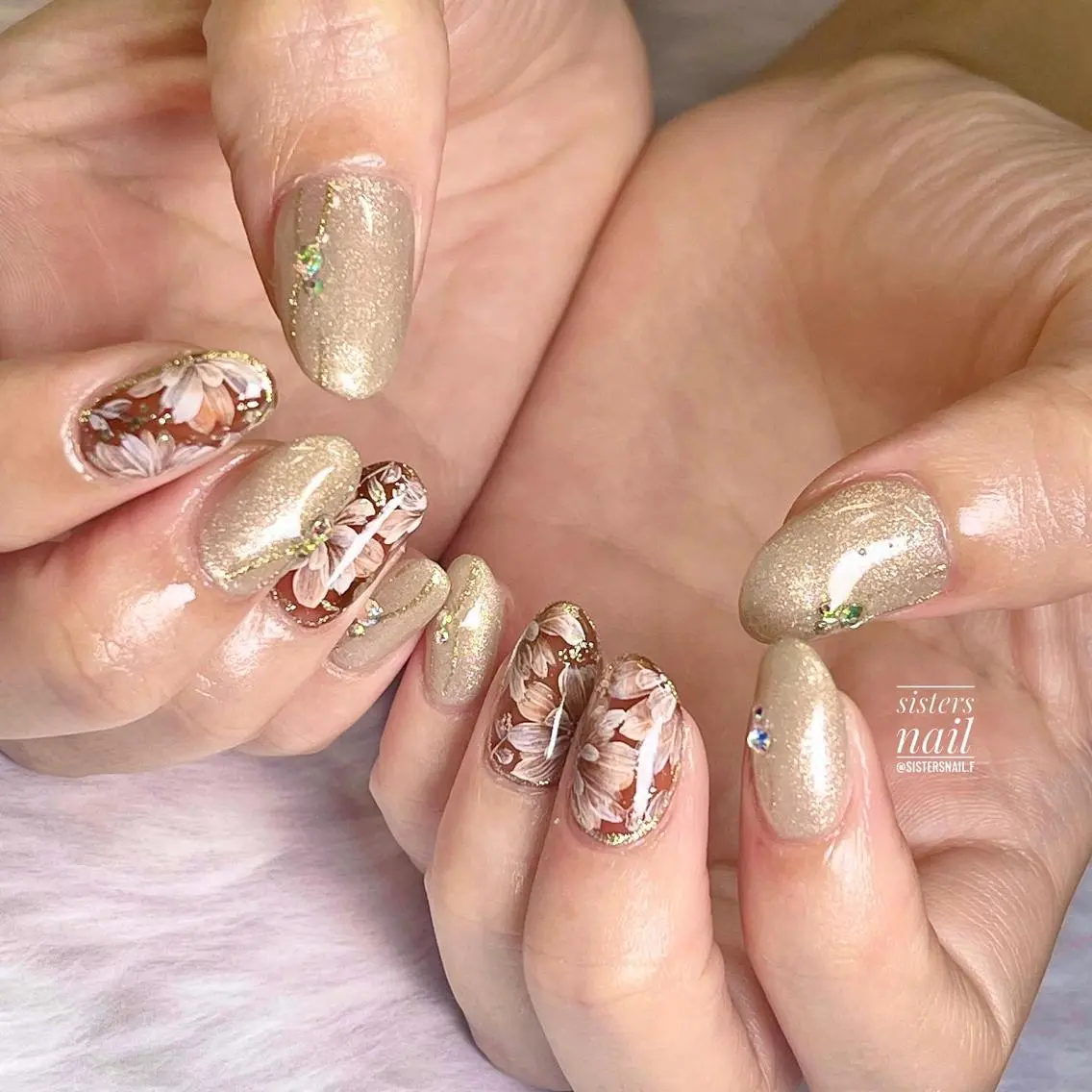 ネイル アートネイル ブラウン フラワーネイル オフィスネイル sisters nail.fのネイルデザイン