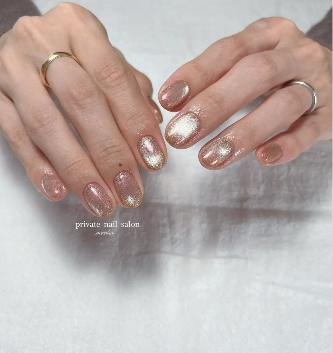 ネイル カジュアル フレンチネイル マグネットネイル ミラーネイル ニュアンスネイル ハンドネイル mocha nailのネイルデザイン