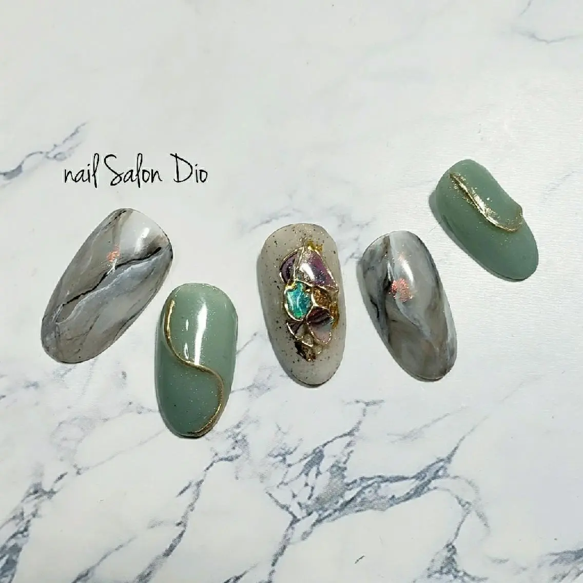 ネイル グリーン 大理石ネイル(マーブル) ピスタチオネイル ハンドネイル Nail salon Dioのネイルデザイン