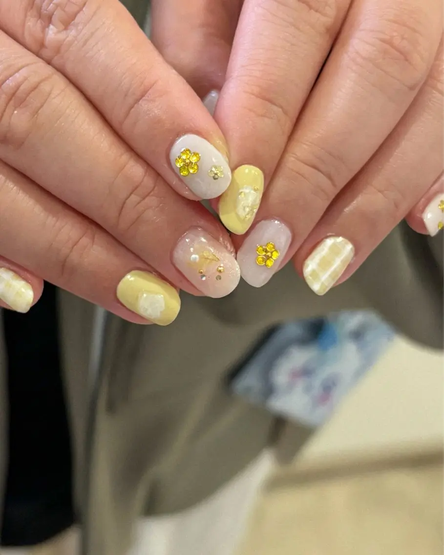 ネイル ハンドネイル NOZOMI _ MONICAのネイルデザイン