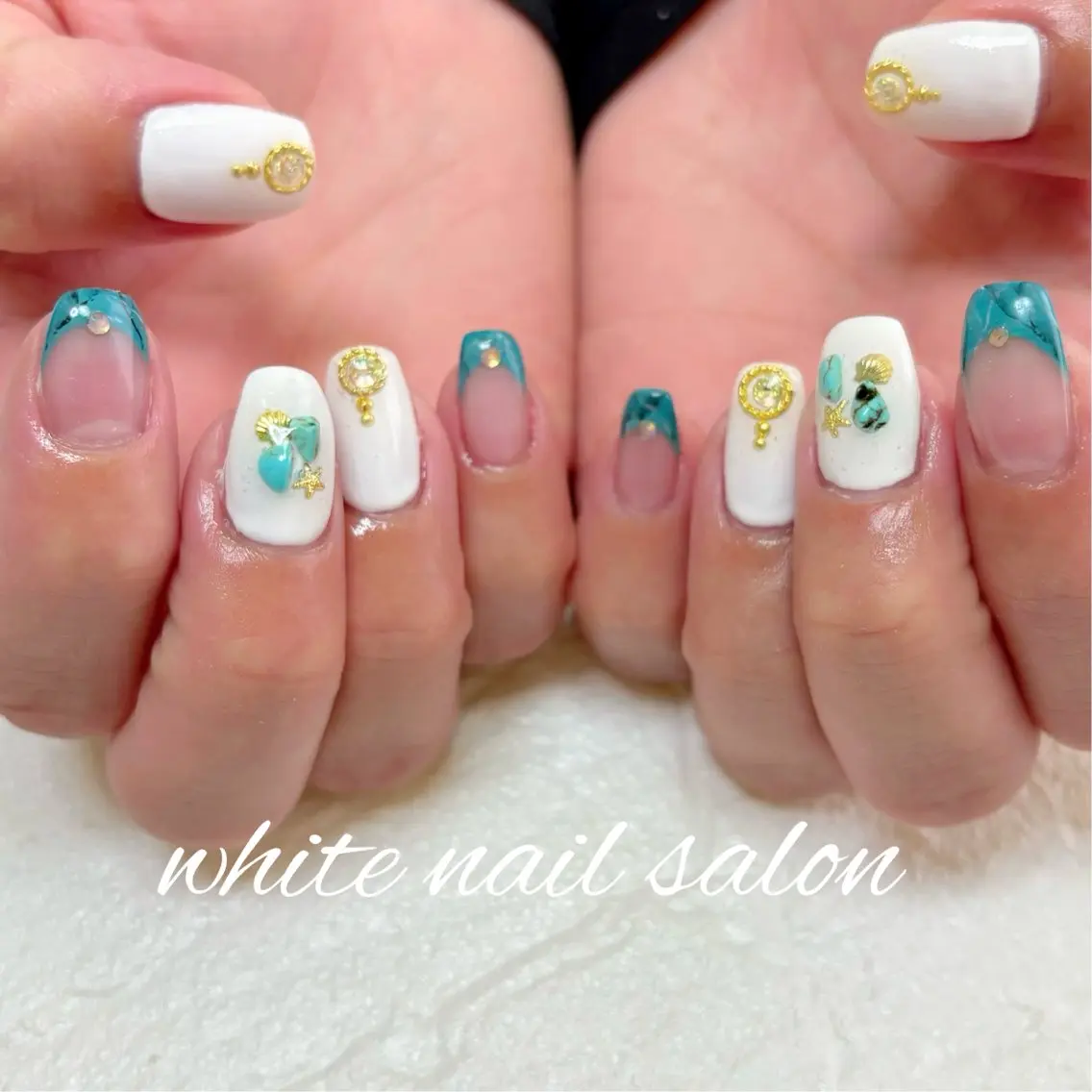 ネイル ホワイト ハンドネイル white nail salonのネイルデザイン