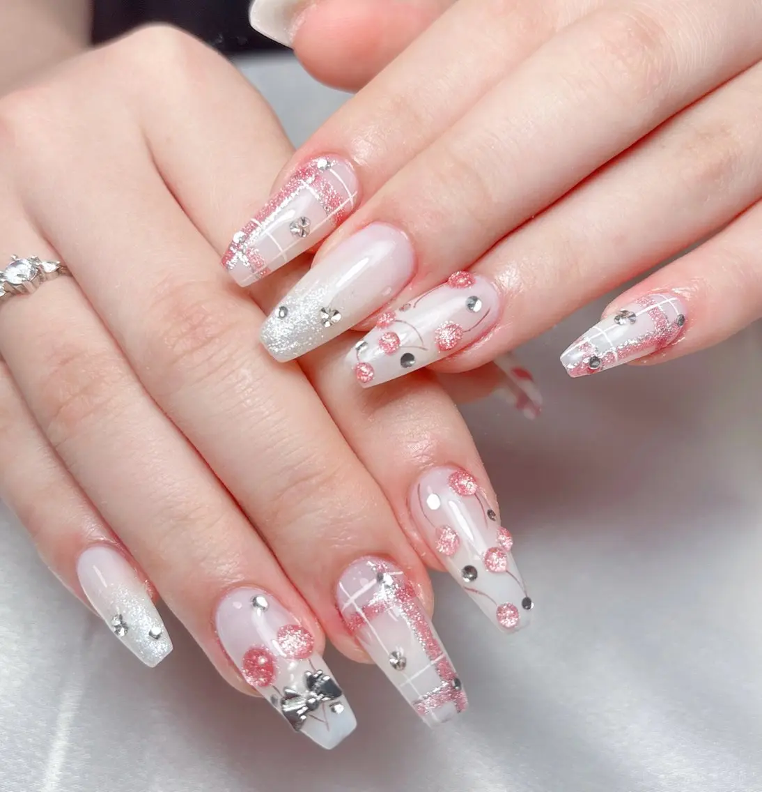 ネイル ハンドネイル Aura Nail 長さだし/パラジェルのネイルデザイン