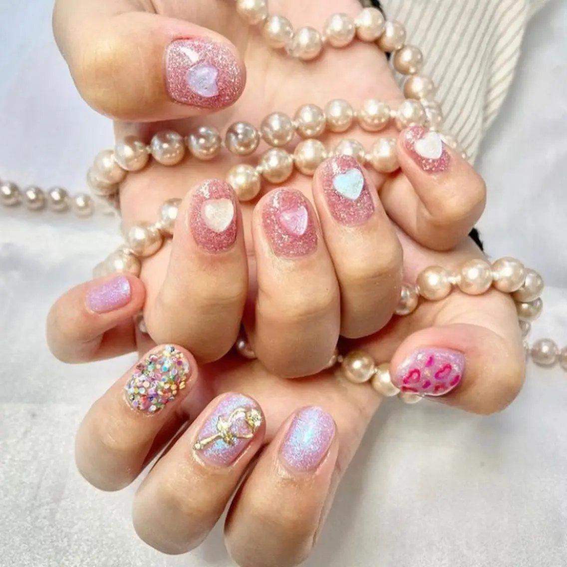 ネイル アートネイル オーロラネイル べっ甲ネイル ブルー ボルドー 韓国ネイル🇰🇷 miu/新大久保5分のネイルデザイン
