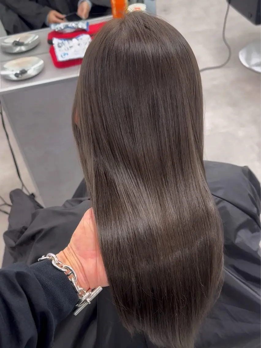 ロング カット 縮毛矯正 トリートメント 🌟髪質改善と艶 ✨相場つかさのヘアスタイル
