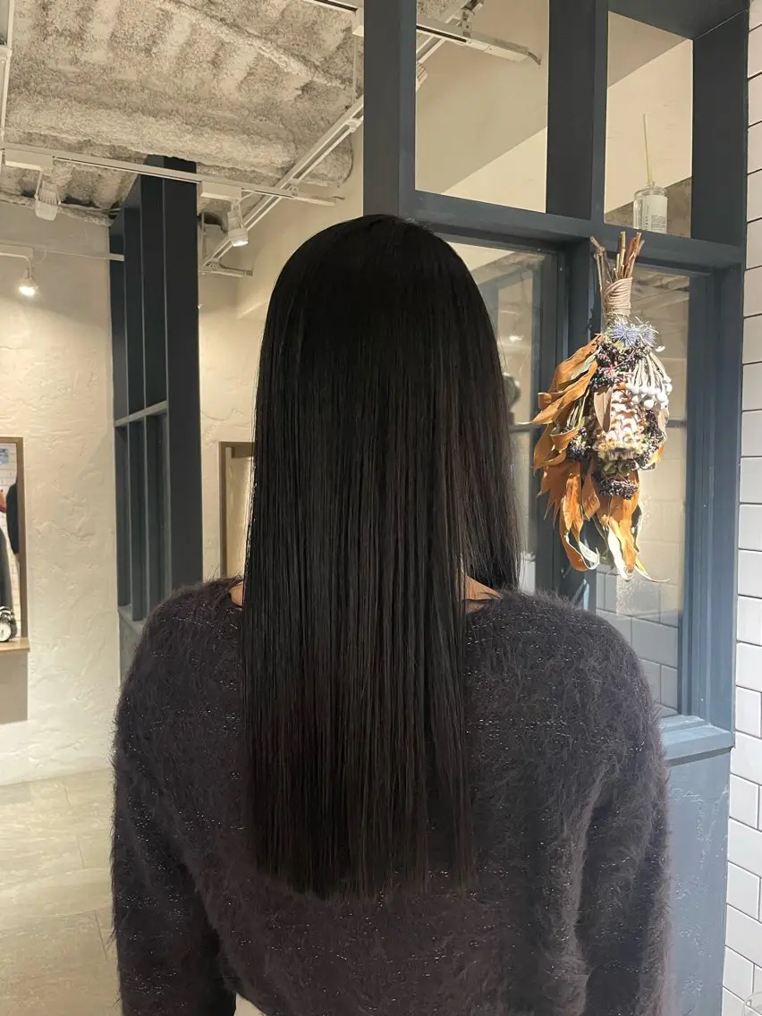 ロング カラー アッシュ 井上 飛鳥のヘアスタイル