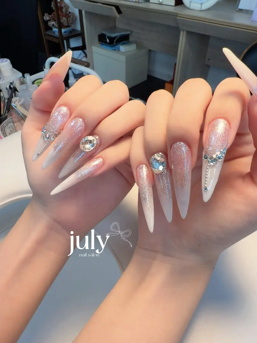 ネイル ハンドネイル Ou uのネイルデザイン