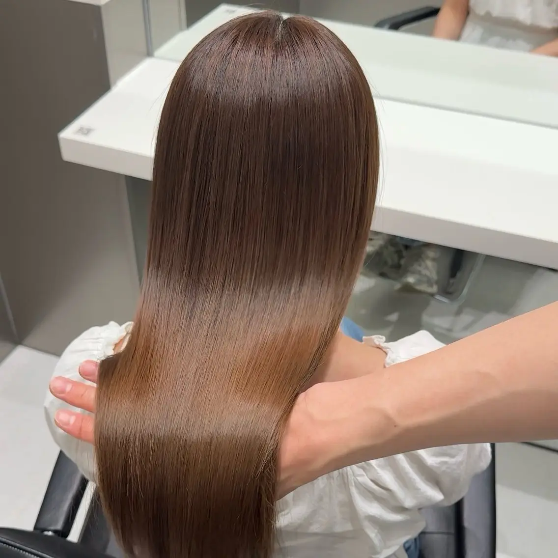 ロング 縮毛矯正 トリートメント 美髪職人あお🦕 髪質改善｜原宿のヘアスタイル