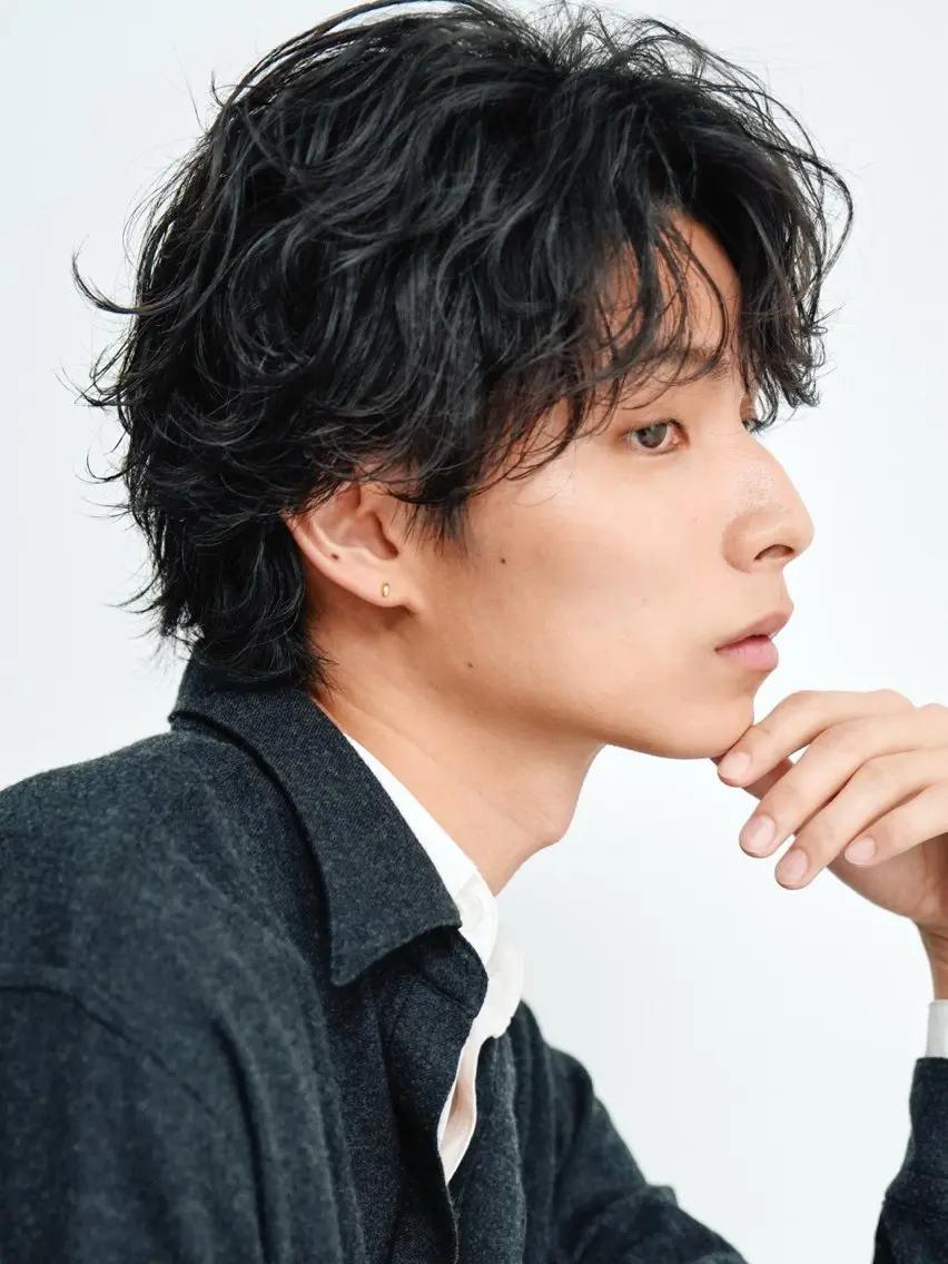 セミロング パーマ メンズ メンズパーマ 刈り上げ 波巻きパーマ メンズウルフカット セミロングパーマ fifth/ 原宿 メンズパーマ/希飛のヘアスタイル