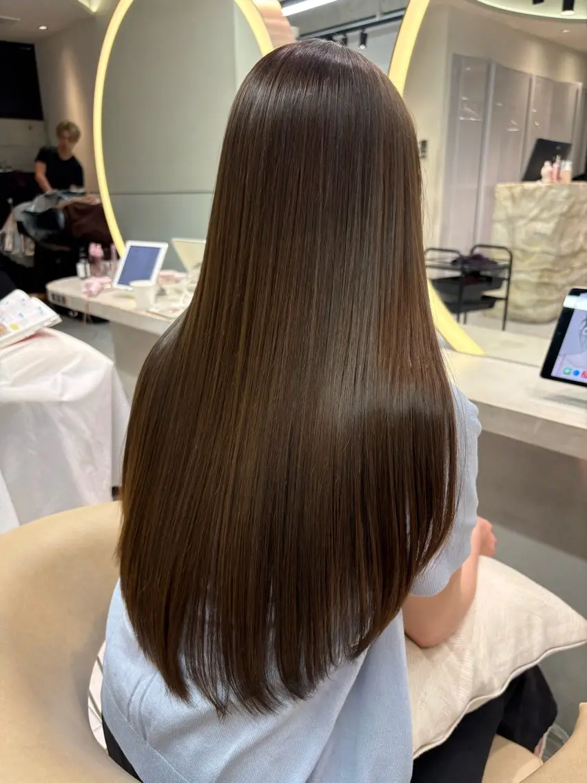 ロング 縮毛矯正 トリートメント 福岡縮毛矯正✨️ ストレート 向井和輝のヘアスタイル