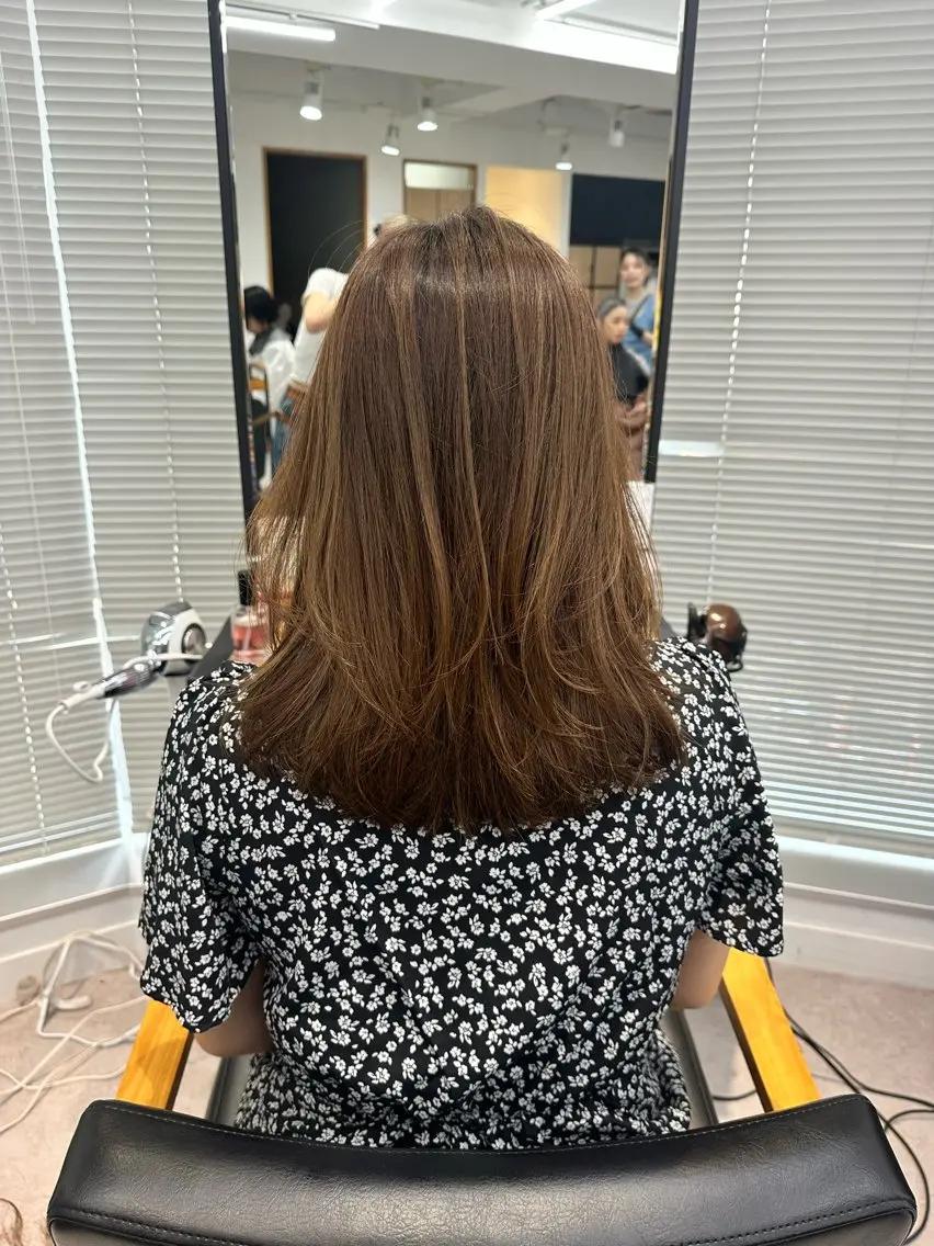 ミディアム カラー パーマ ヘアアレンジ メンズ キッズ カット ヘアカラー 似合せレイヤー/ 柔らか透明感カラーのヘアスタイル