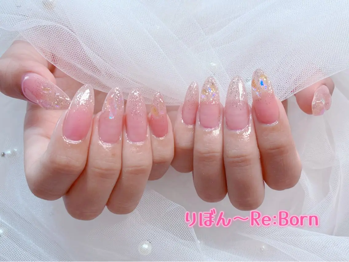 ミディアム ハンドネイル りぼん Re:Bonrのネイルデザイン