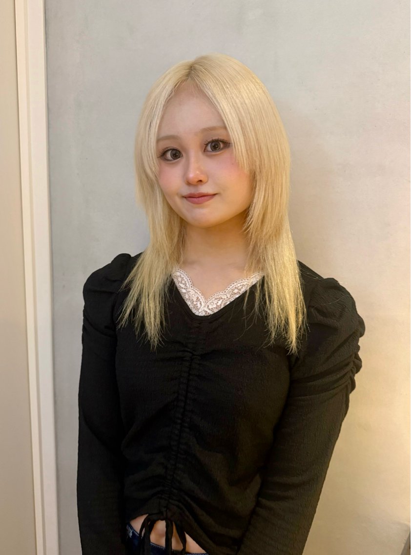 セミロング カラー ヘアカラー ハイトーン特化 /縮毛矯正/あかりのヘアスタイル