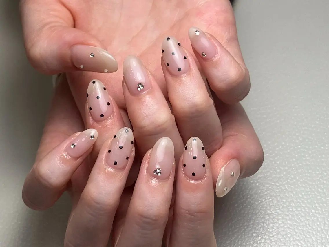 ネイル ドット ek nail🌈 HIROのネイルデザイン