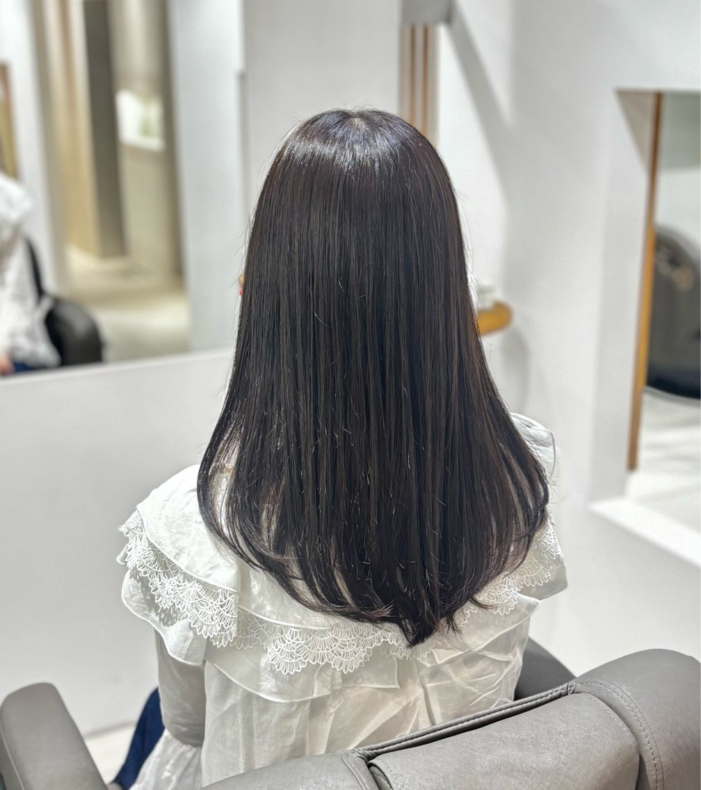 ロング カラー カット ヘアカラー 白土 さくらのヘアスタイル