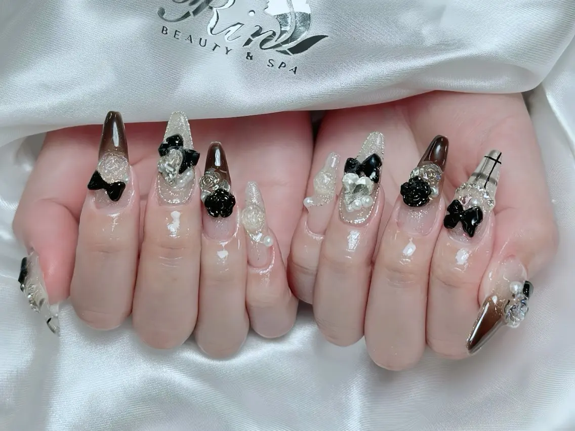 ネイル 成人式 ロングネイル ネイルチップ ハンドネイル Rin Nail 新大久保店のネイルデザイン