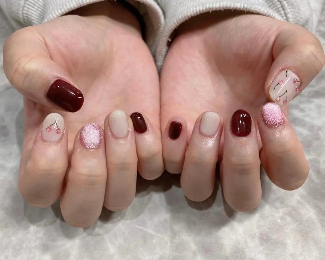 ネイル ハンドネイル 長谷川 奈緒美のネイルデザイン