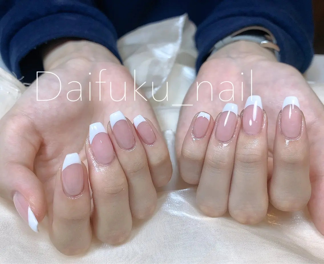 ミディアム ハンドネイル Daifuku nailsのネイルデザイン