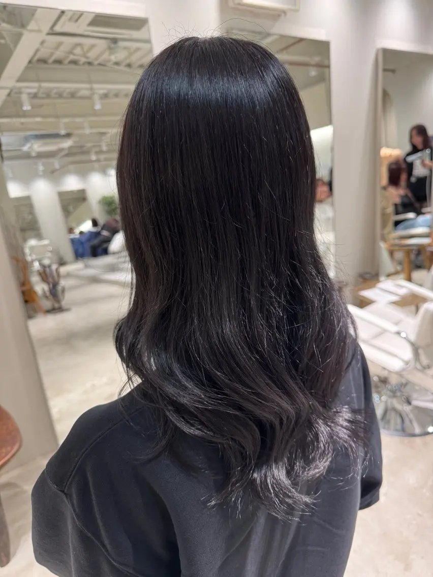 カラー グレージュ 本田 実可子のヘアスタイル