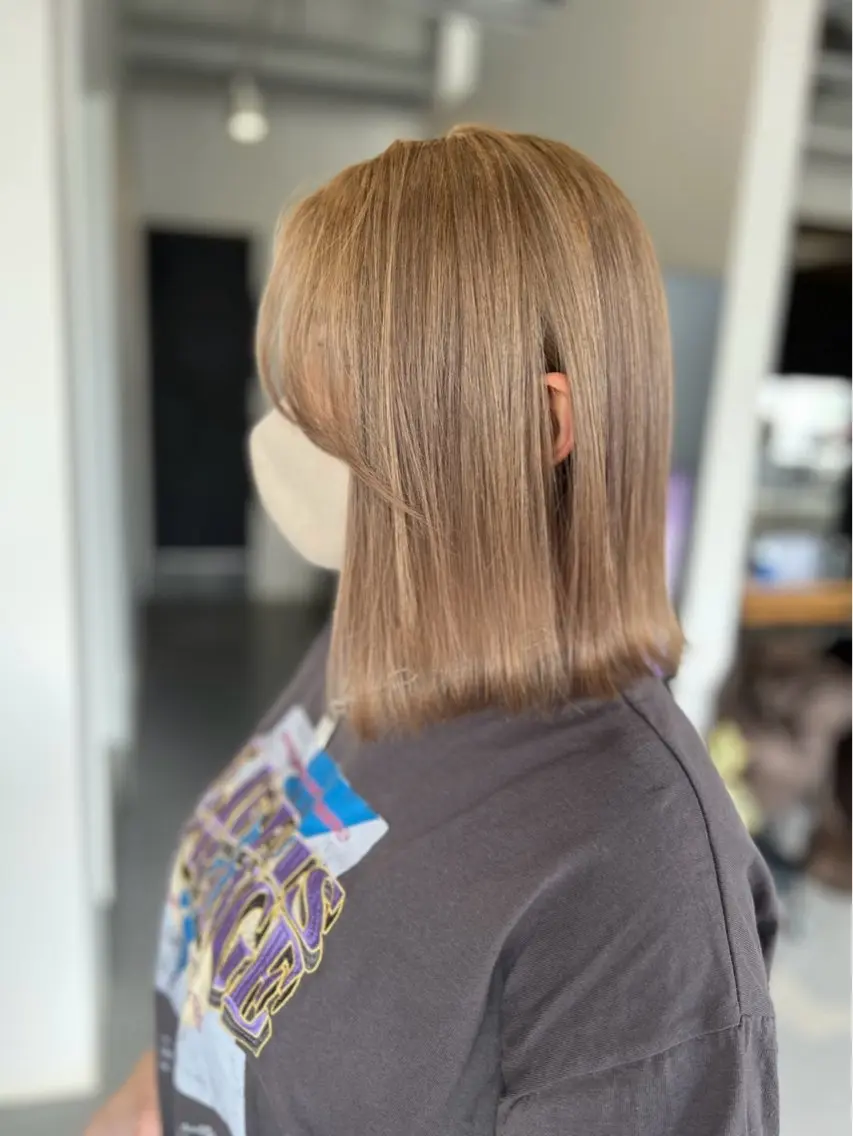 セミロング 浅原 恵樹のヘアスタイル