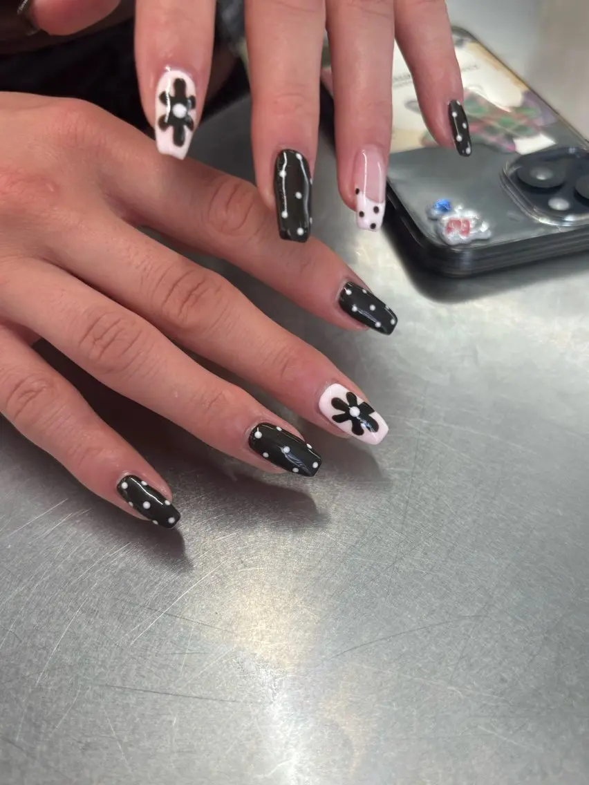 ネイル ドット ハンドネイル Ann nailのネイルデザイン
