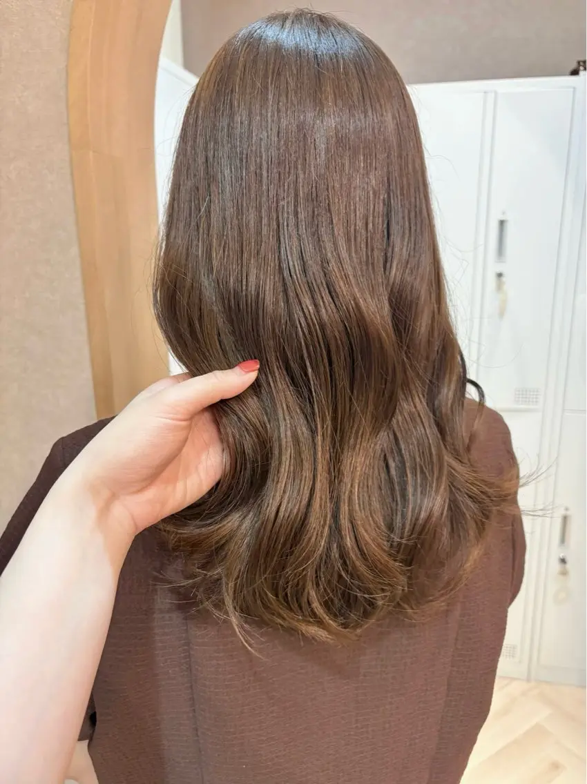 ミディアム カット ヘアカラー トリートメント 似合わせ/ベージュ /レイヤー/りほ🤍のヘアスタイル