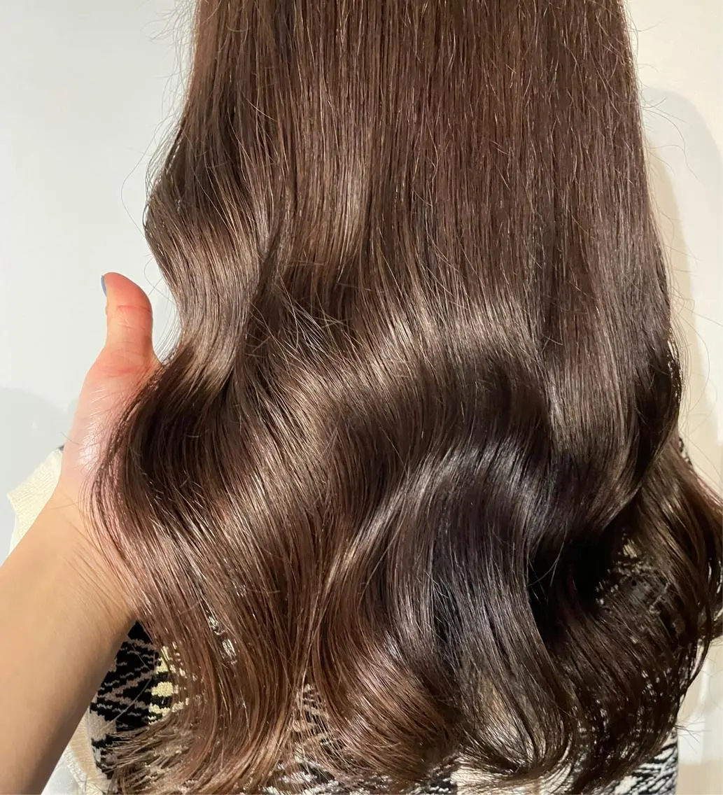 セミロング カラー セミロングパーマ バレイヤージュ ダブルカラー グラデーションカラー ハイライトカラー カット ヘアカラー トリートメント Luana / 公式 / 大通のヘアスタイル