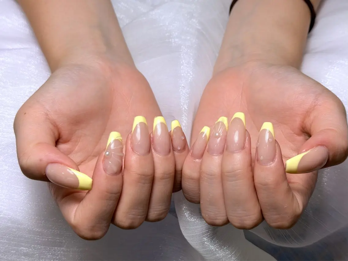 ショート Pono  Nailsのネイルデザイン