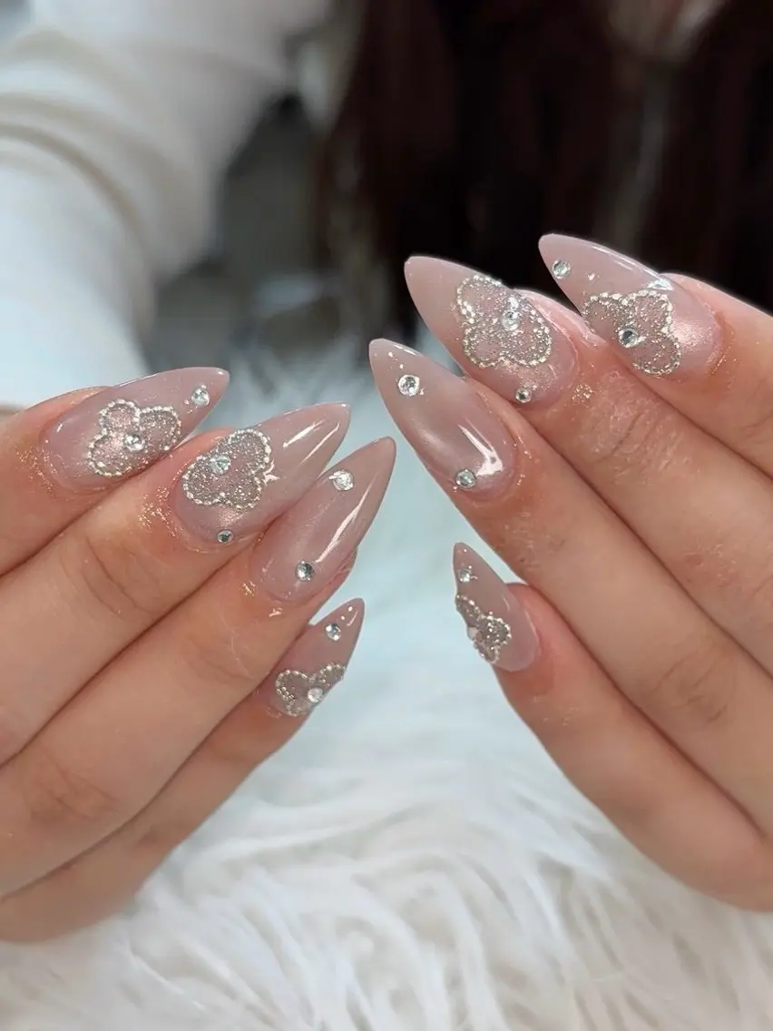 ネイル ハンドネイル Bitty momona🩵✨のネイルデザイン