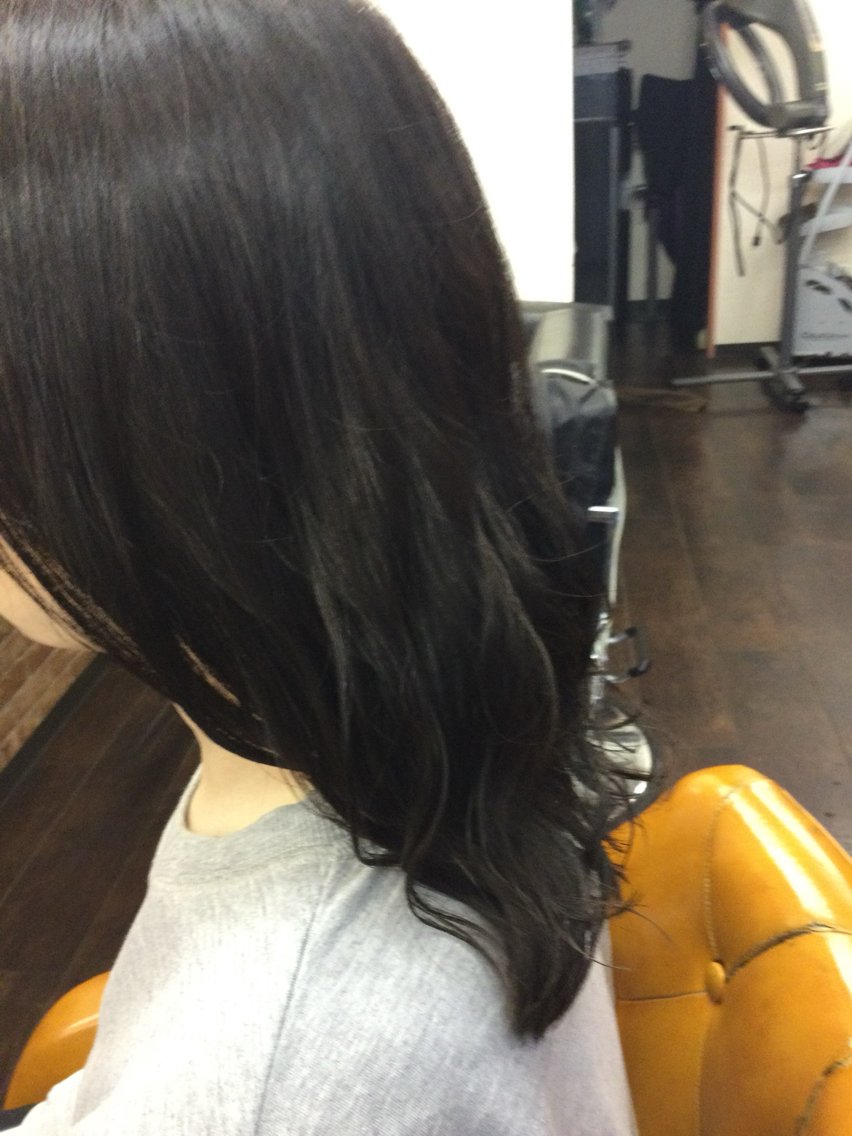 セミロング 桧山 真のヘアスタイル