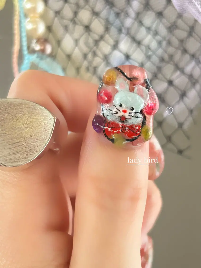ネイル フットネイル lady bird yoshieのネイルデザイン