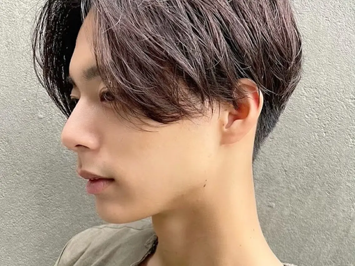 ショート カラー メンズ センターパート レッドカラー 小顔カット 山梨メンズパーマ 波巻きパーマ石原大地のヘアスタイル