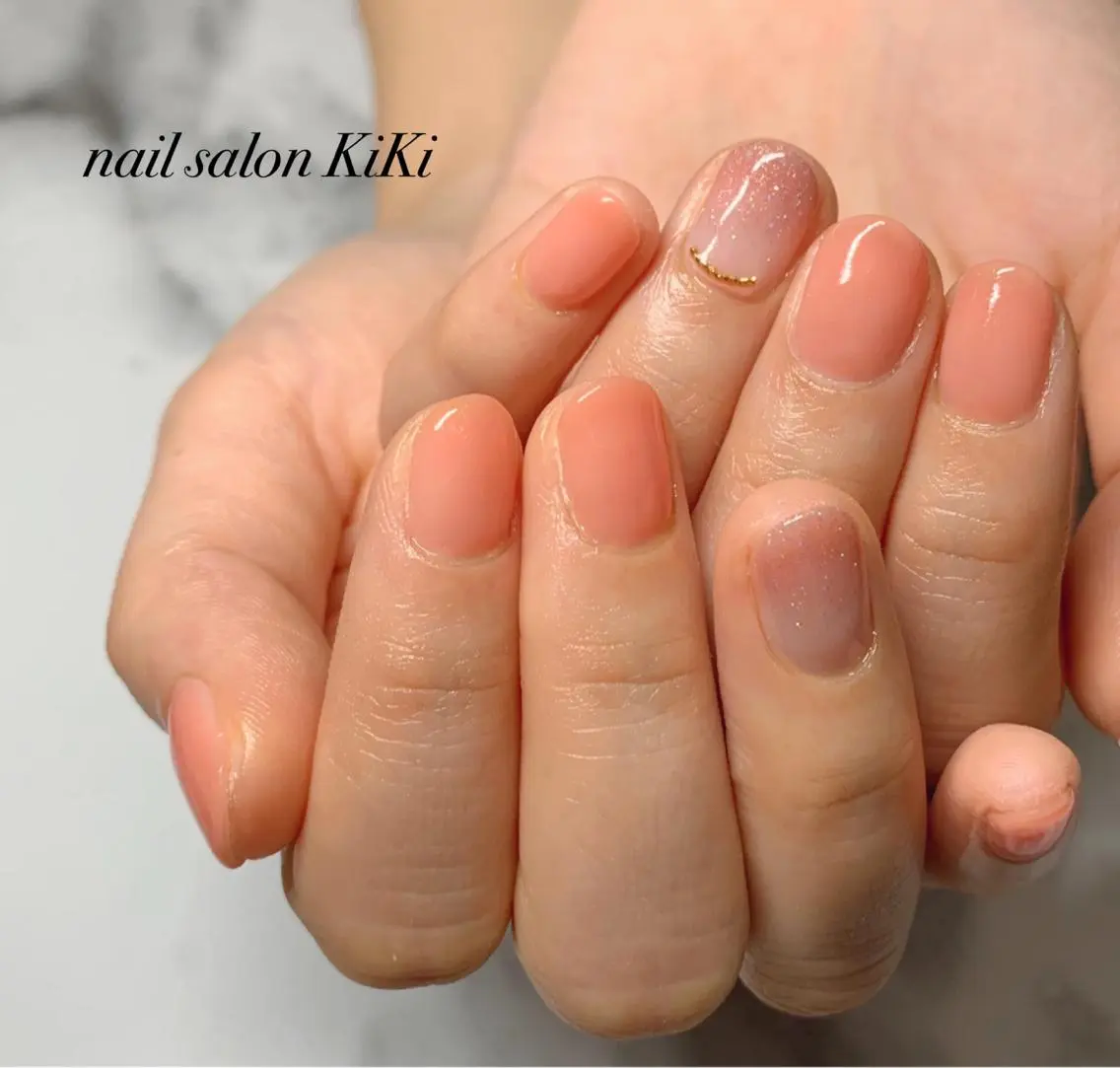 ネイル グラデーション ラメ(グリッター) ラメグラデーション K. KiKiのネイルデザイン