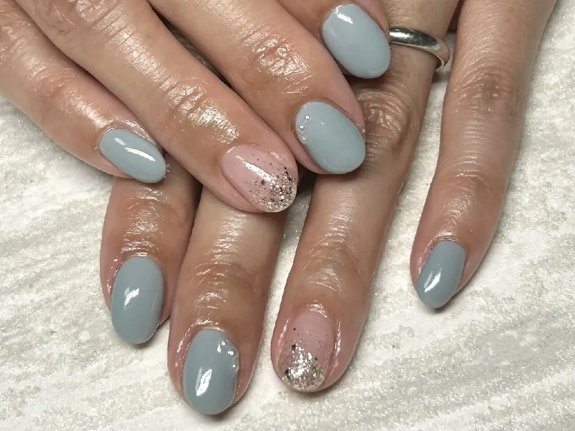 ネイル アートネイル ブルー 持ち込み ニュアンスネイル JULIE NAILのネイルデザイン