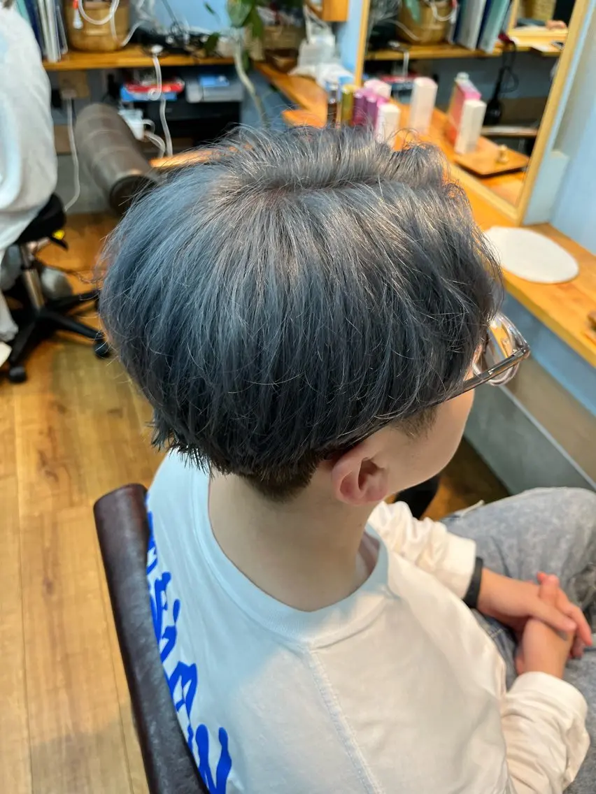 ショート カラー ダブルカラー インナーカラー 髪質改善 🫧ハイトーン/ ブリーチ🫧白石航汰のヘアスタイル
