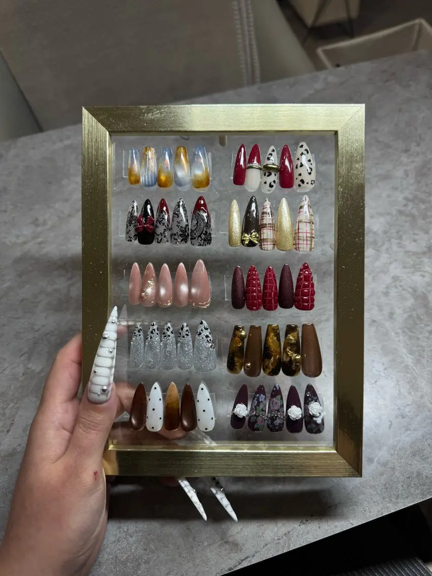 ネイル ハンドネイル IROHA NAIL なほのネイルデザイン
