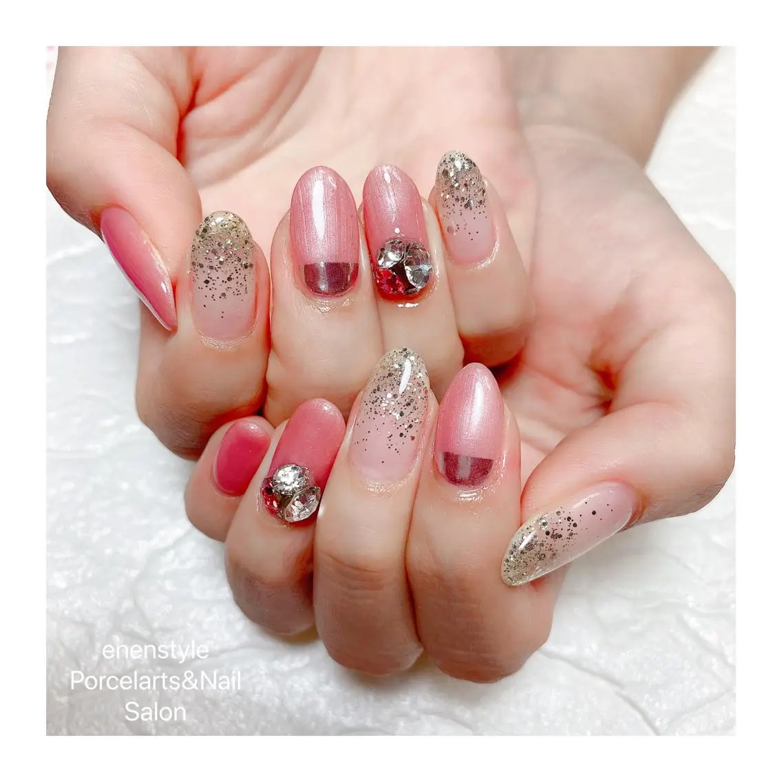 ミディアム ネイル ハンドネイル 🐾enen style 🐾のネイルデザイン