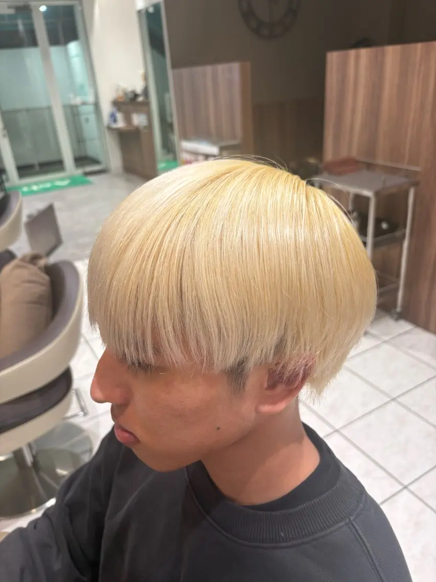 カラー 荻巣 うららのヘアスタイル
