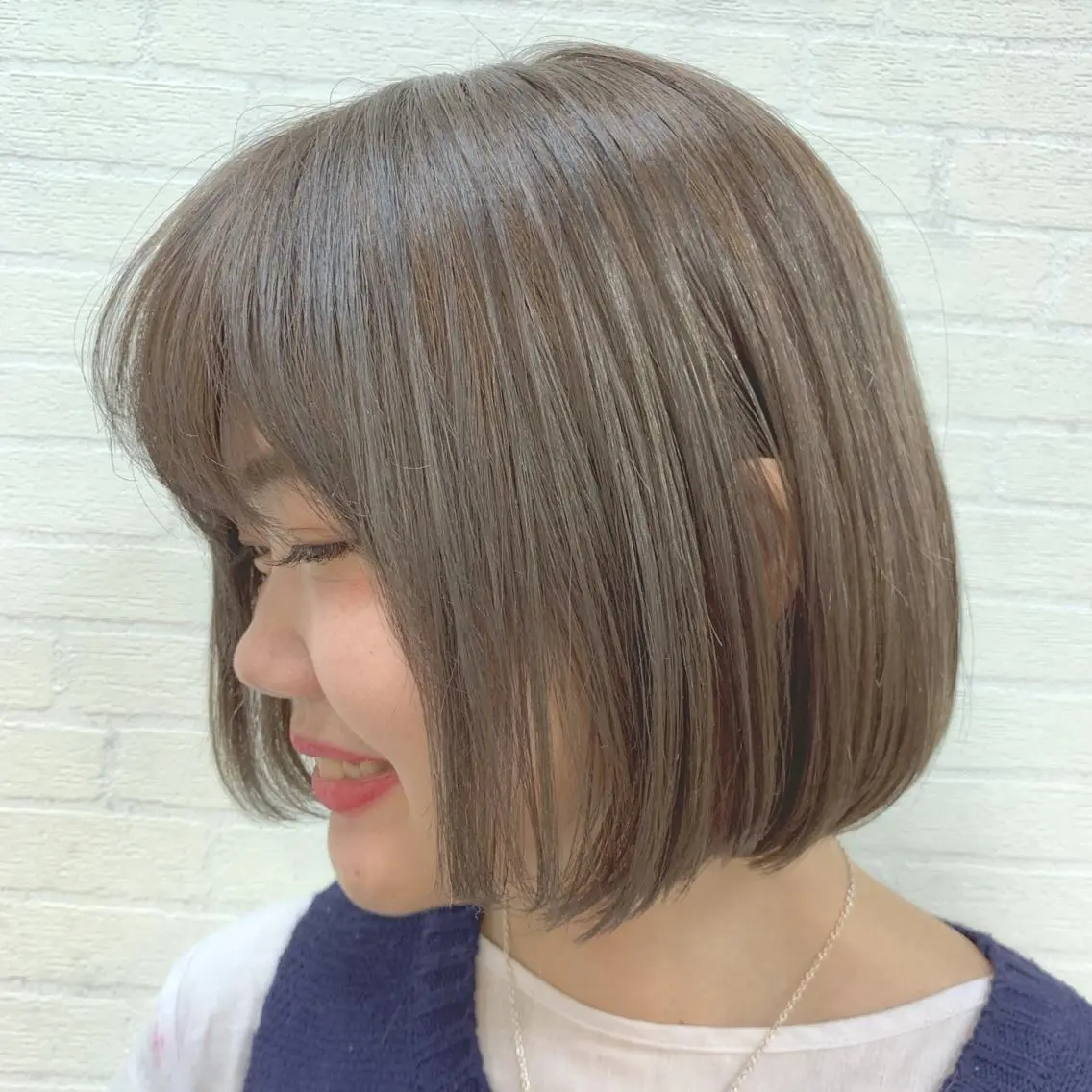 ショート カラー 切りっぱなしボブ ショートボブ ハンサムショート ブリーチ グレージュ カット ヘアカラー トリートメント 初めてのショート お任せください✂️のヘアスタイル