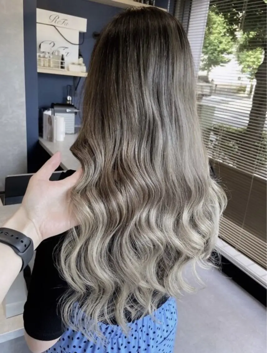 セミロング カラー 似合わせカット Rinka🌻のヘアスタイル