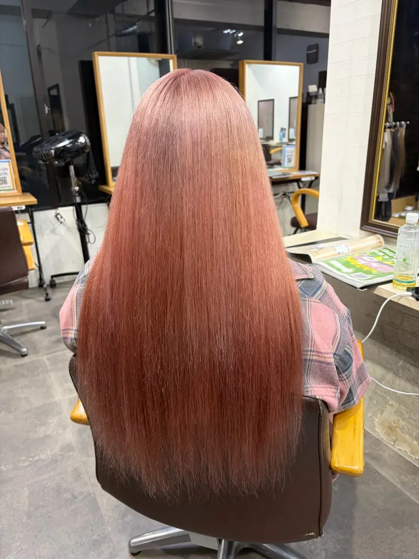 ロング ヘアカラー エクステ ⭐️U-topia ⭐️和泉田　りさ⭐️のヘアスタイル
