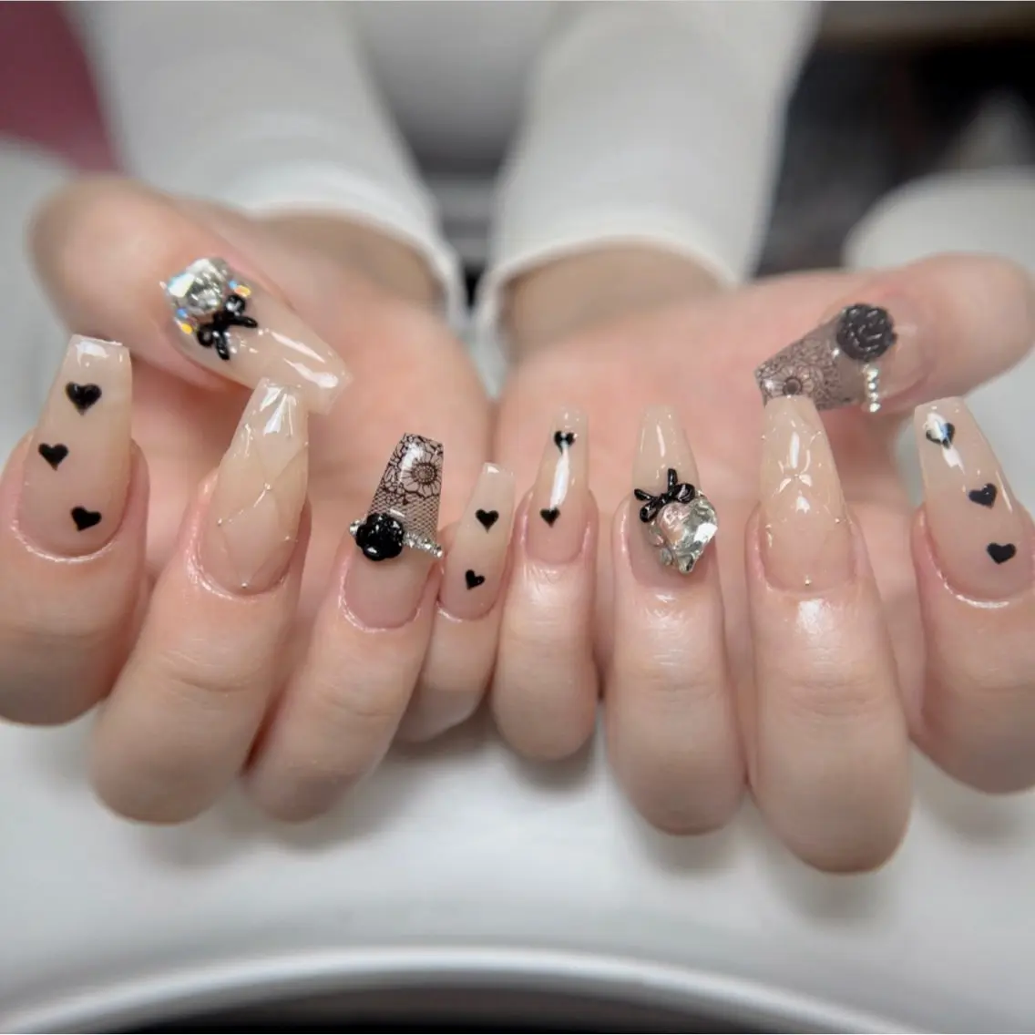 ネイル ハンドネイル HIN NAILのネイルデザイン