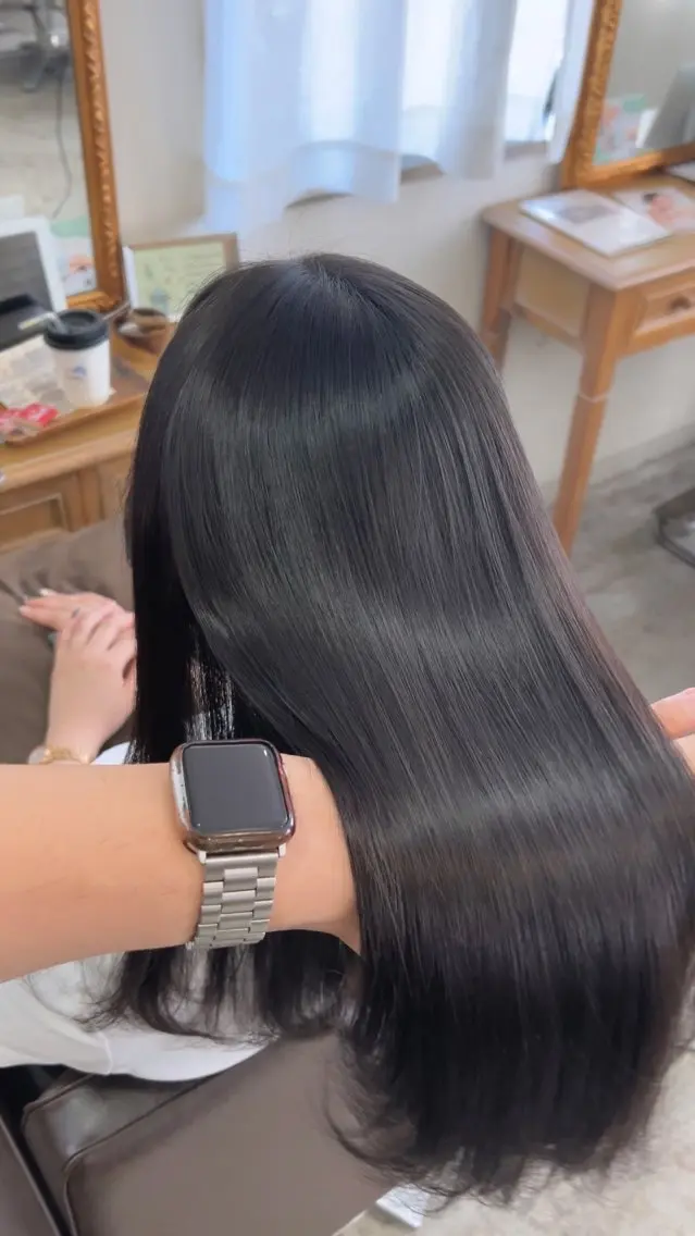 ロング カット ヘアカラー トリートメント 小澤 一稀のヘアスタイル