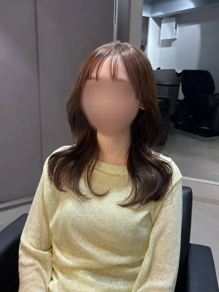 ロング 顔まわりレイヤー 韓国風ヘア レイヤーカット 小顔カット カット ヘアカラー トリートメント 程塚七海 /韓国風レイヤー🎀のヘアスタイル