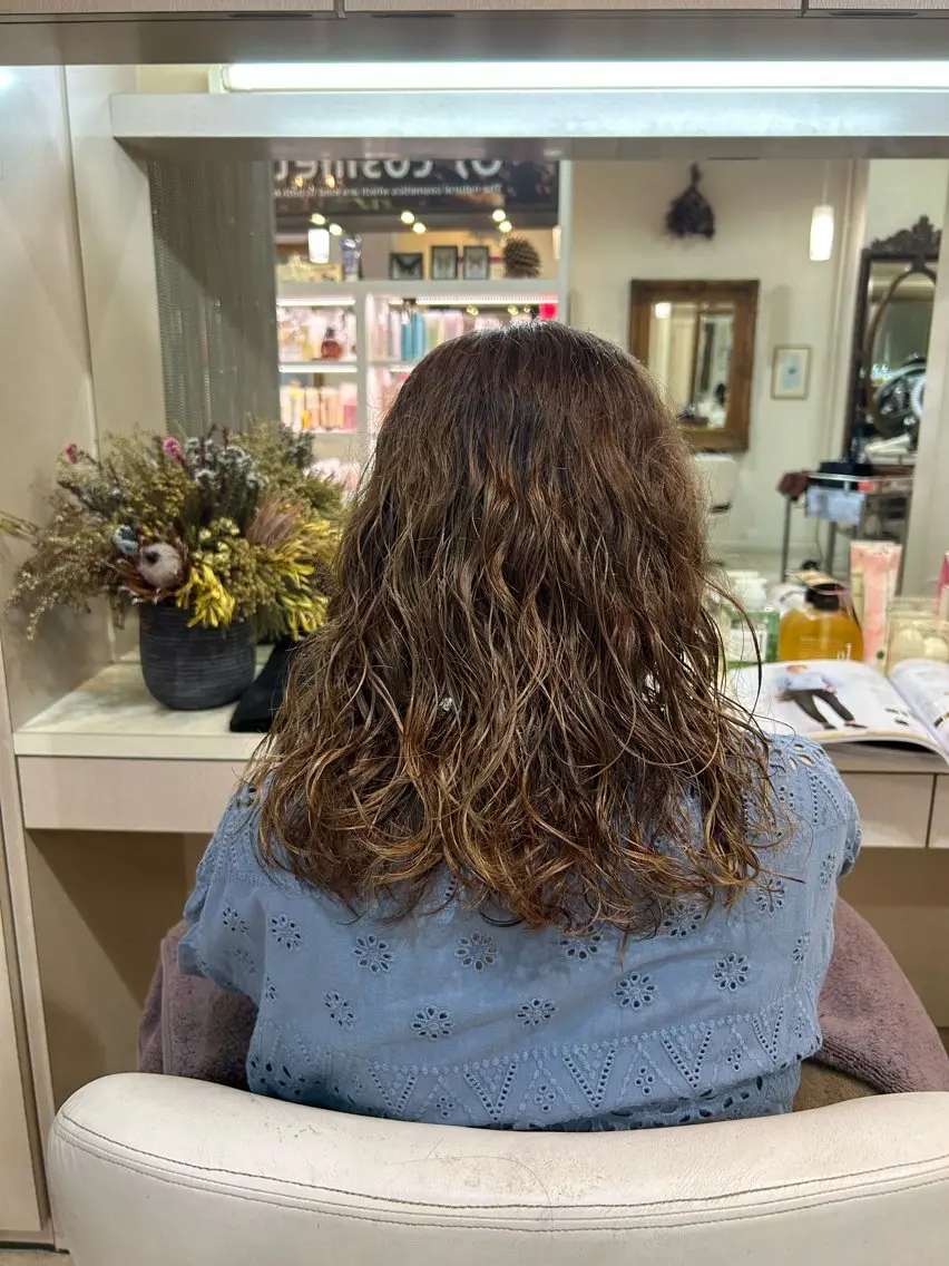 パーマ タテイシ アサノのヘアスタイル
