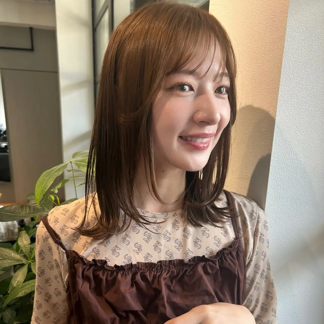 ミディアム ミディアムレイヤー レイヤーカット ヘアカラー トリートメント ヘアセット/透明感 カラー/MIHO♡のヘアスタイル