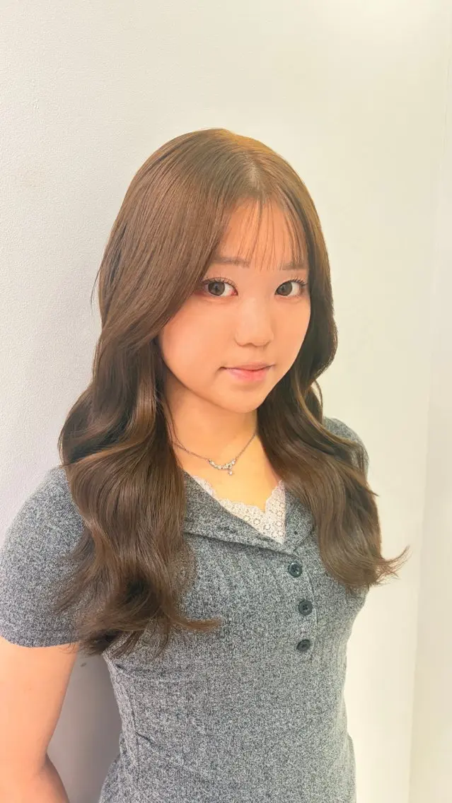 ロング カラー 透明色艶カラー× レイヤー/ツバサのヘアスタイル